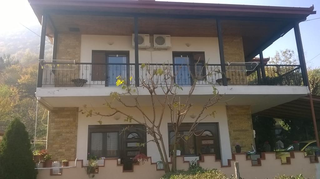 Guesthouse Mythos Órma 外观 照片