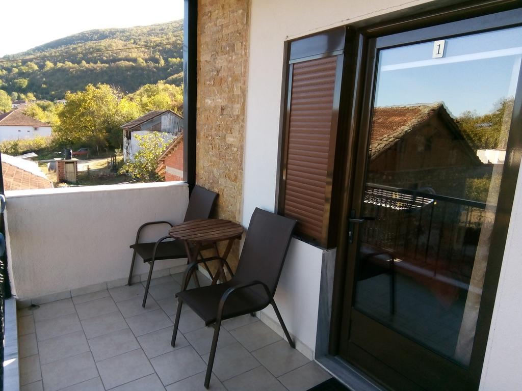 Guesthouse Mythos Órma 外观 照片